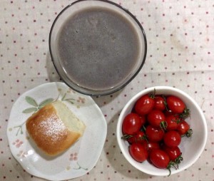 紅豆蕎麥黑芝麻飲 bread, espresso & 豆漿黑豆吐司